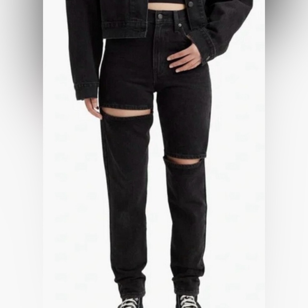 Levi’s High-Waisted Mom Jean